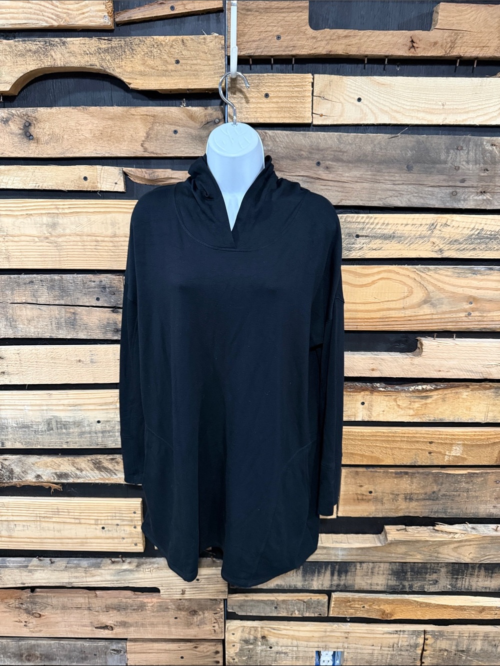 Soft Surroundings L Warm and Cozy Hoodie‎ Pullover tunic w/ Pockets Thumb Slits